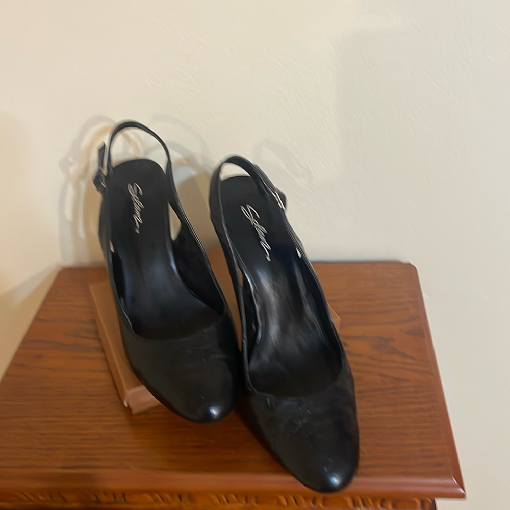 Black Sling Back 8.5 by Solanz